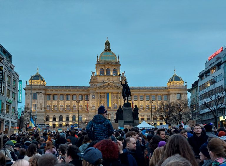 Poskytněme volné byty lidem prchajícím před válkou